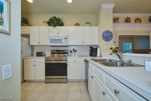 17110 Bridgestone CT 203, Fort Myers, FL 33908