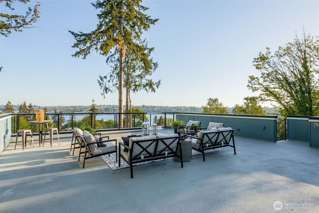 10719 Lake View Drive, Lake Stevens, WA 98258