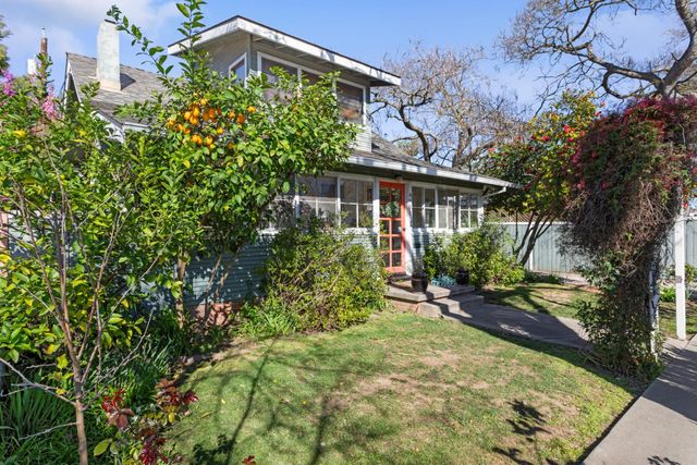 4901 V St, Sacramento, CA 95817