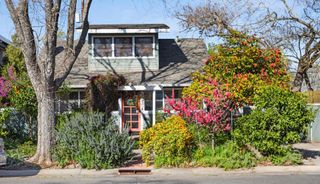 4901 V St, Sacramento, CA 95817