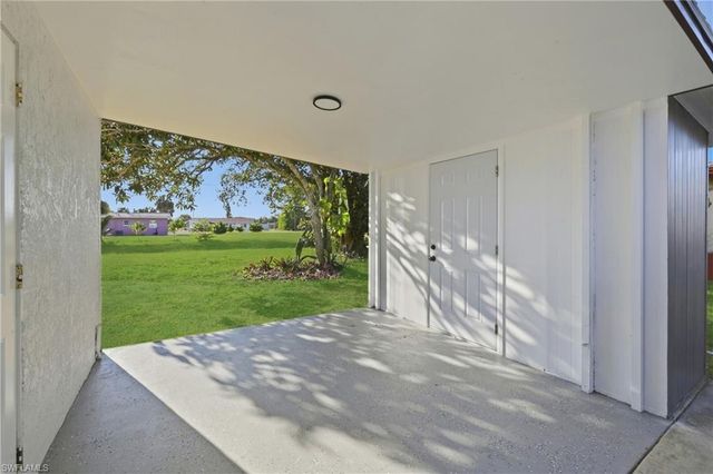 123 Connecticut RD, Lehigh Acres, FL 33936