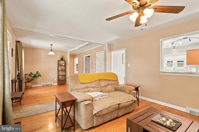 1372 BIRCH RD, Upper Black Eddy, PA 18972