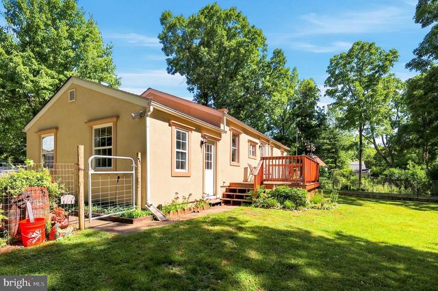 1372 BIRCH RD, Upper Black Eddy, PA 18972