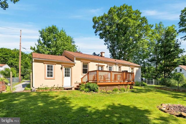 1372 BIRCH RD, Upper Black Eddy, PA 18972