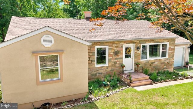 1372 BIRCH RD, Upper Black Eddy, PA 18972