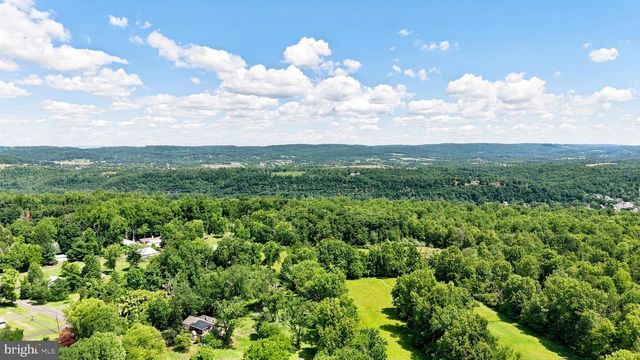 1372 BIRCH RD, Upper Black Eddy, PA 18972