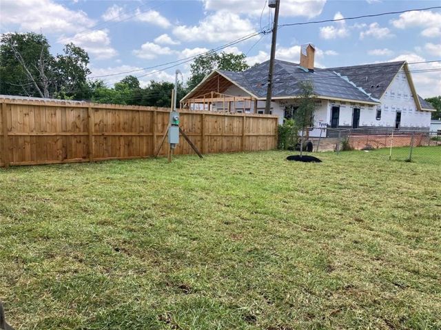 6006 Jerrycrest Drive B, Pearland, TX 77584
