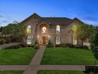308 Willowood Drive, League City, TX 77573