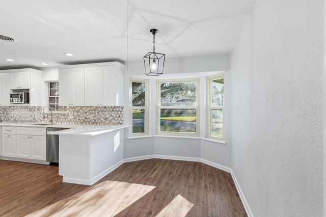 925 Mountain Terrace, Hurst, TX 76053