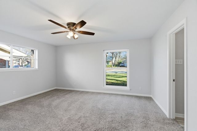 925 Mountain Terrace, Hurst, TX 76053