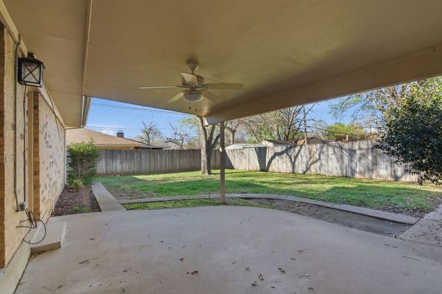 925 Mountain Terrace, Hurst, TX 76053