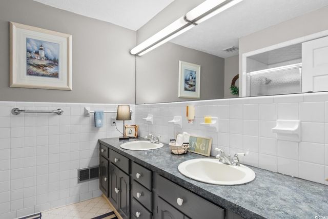 207 Green Lake Dr., Myrtle Beach, SC 29572