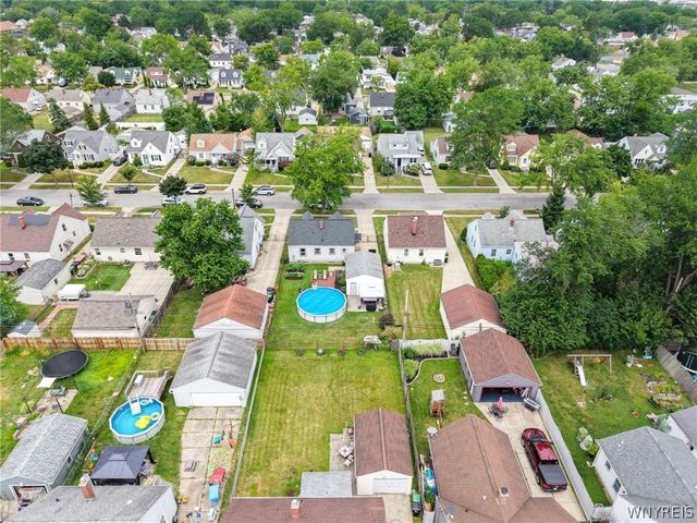 130 Calvin Court North, Tonawanda, NY 14150