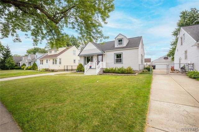 130 Calvin Court North, Tonawanda, NY 14150