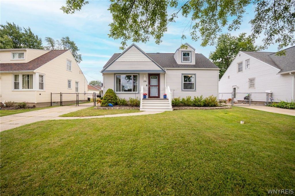 130 Calvin Court North, Tonawanda, NY 14150