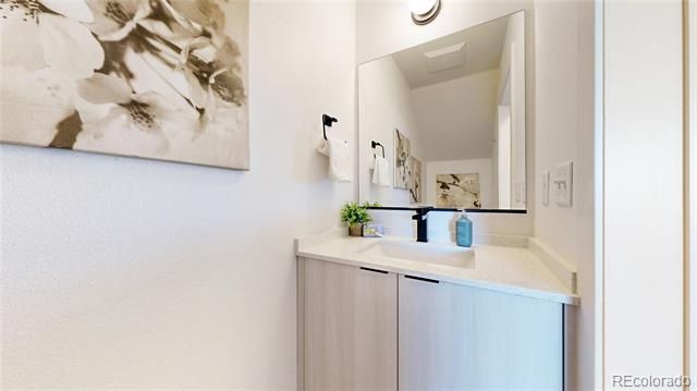 929 Edge Circle, Longmont, CO 80501