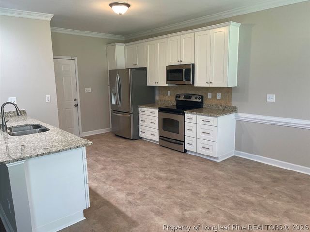 310 Oakridge Drive, Raeford, NC 28376