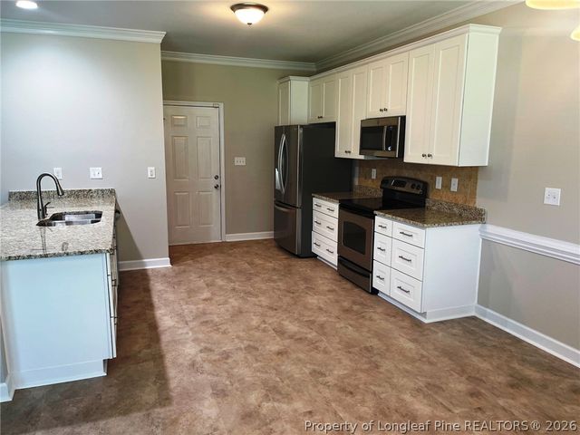 310 Oakridge Drive, Raeford, NC 28376