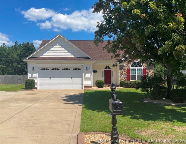 310 Oakridge Drive, Raeford, NC 28376