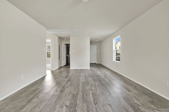 7806 NOPALITOS COVE, San Antonio, TX 78239