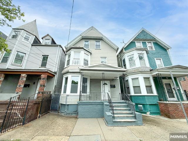 131 S 8th Street 2, Newark, NJ 07107