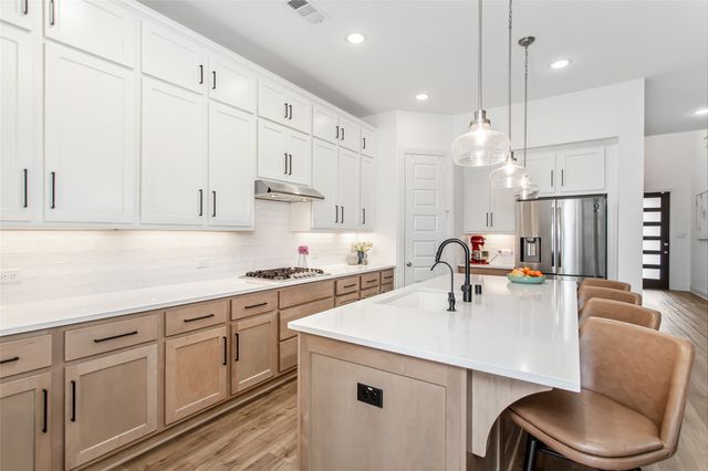 1516 Lantana Avenue, Aubrey, TX 76227