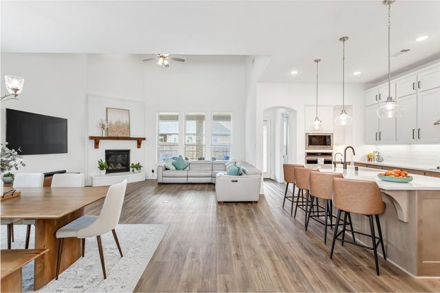 1516 Lantana Avenue, Aubrey, TX 76227