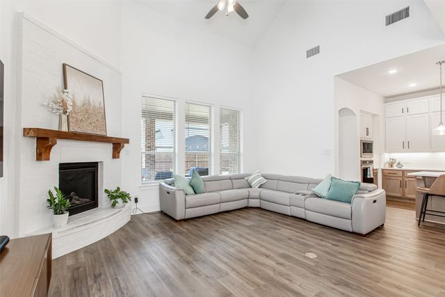 1516 Lantana Avenue, Aubrey, TX 76227