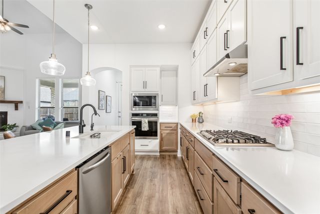 1516 Lantana Avenue, Aubrey, TX 76227