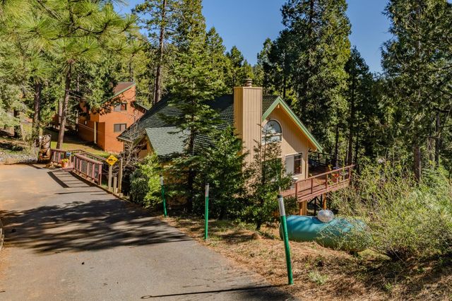 1206 Greensboro Way, Arnold, CA 95223