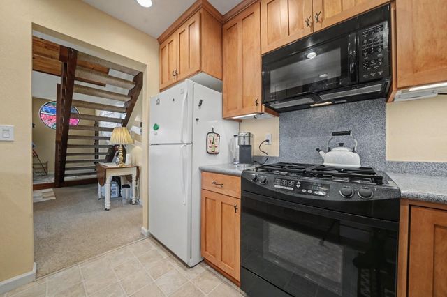 1206 Greensboro Way, Arnold, CA 95223