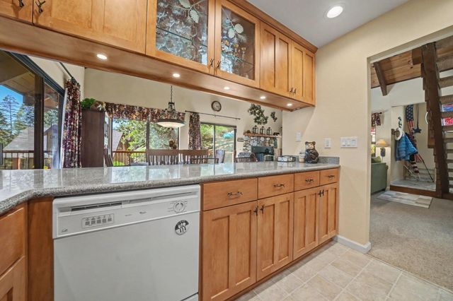 1206 Greensboro Way, Arnold, CA 95223