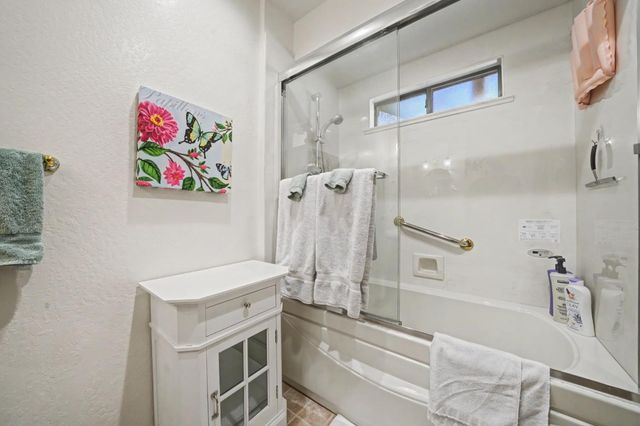 1206 Greensboro Way, Arnold, CA 95223