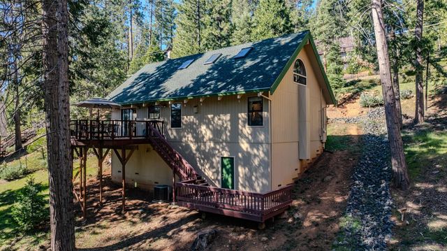 1206 Greensboro Way, Arnold, CA 95223