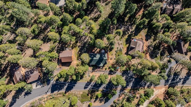 1206 Greensboro Way, Arnold, CA 95223