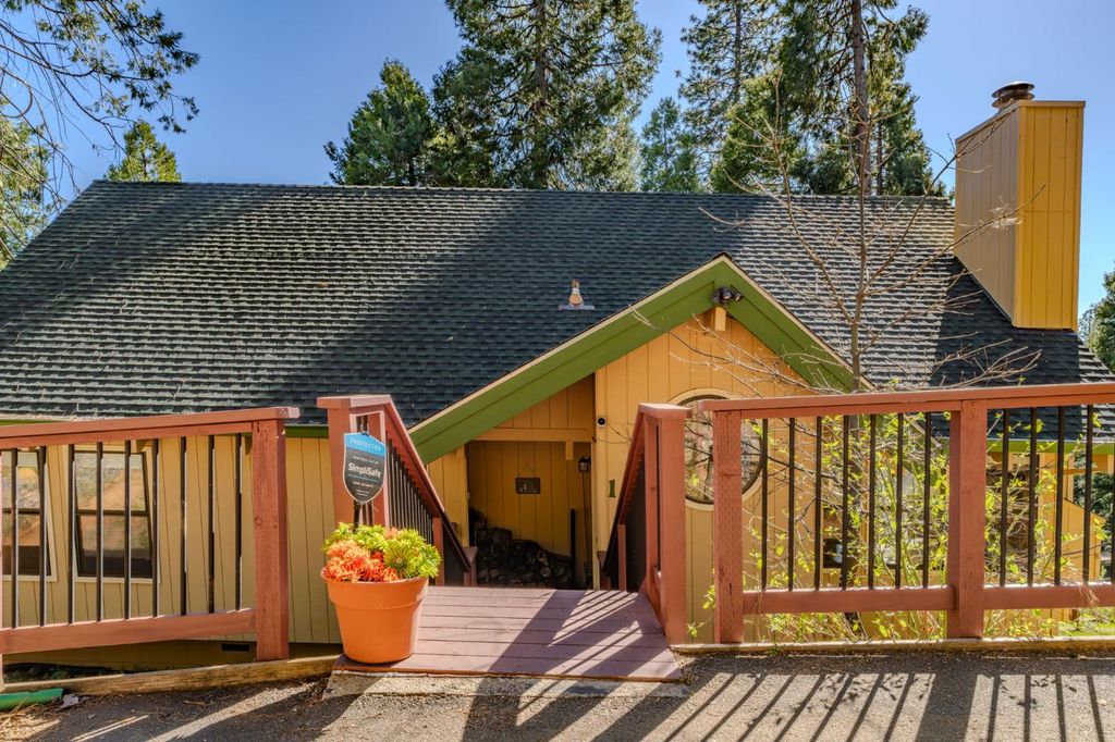 1206 Greensboro Way, Arnold, CA 95223