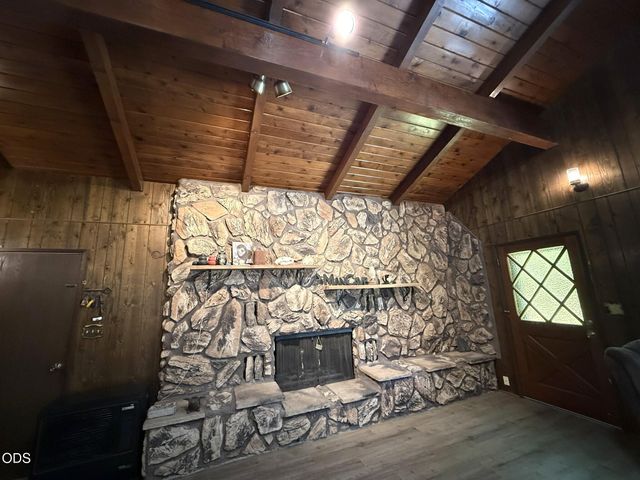 51250 Parker Road, La Pine, OR 97739