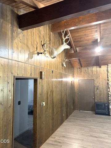 51250 Parker Road, La Pine, OR 97739