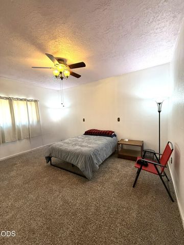 51250 Parker Road, La Pine, OR 97739