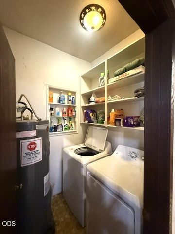 51250 Parker Road, La Pine, OR 97739