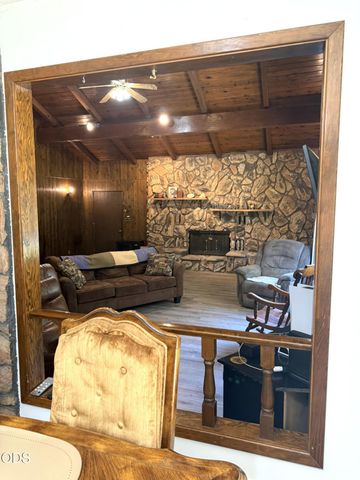 51250 Parker Road, La Pine, OR 97739