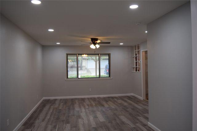 853 Joanna Drive, Hurst, TX 76053