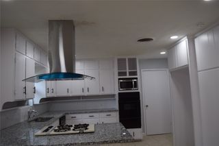 853 Joanna Drive, Hurst, TX 76053