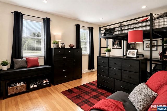 340 Madison Avenue, New Milford, NJ 07646