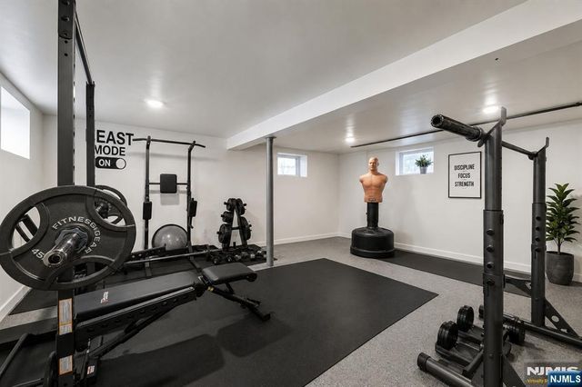 340 Madison Avenue, New Milford, NJ 07646