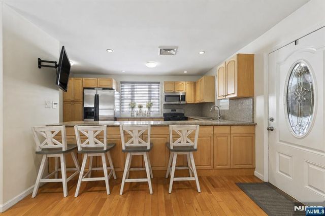 340 Madison Avenue, New Milford, NJ 07646