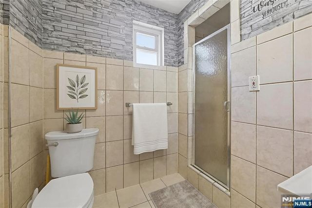 340 Madison Avenue, New Milford, NJ 07646