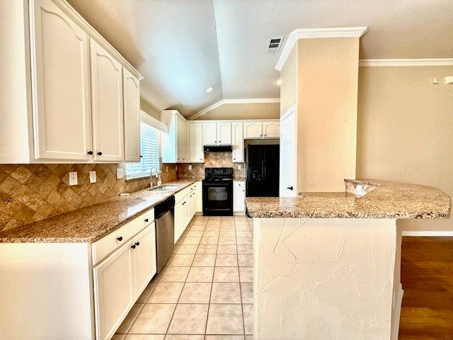 9608 Applewood Trail, Denton, TX 76207