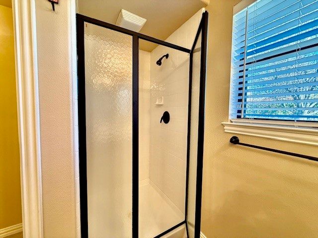 9608 Applewood Trail, Denton, TX 76207