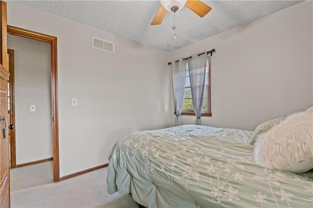 21062 Bright Lane, Lawson, MO 64062